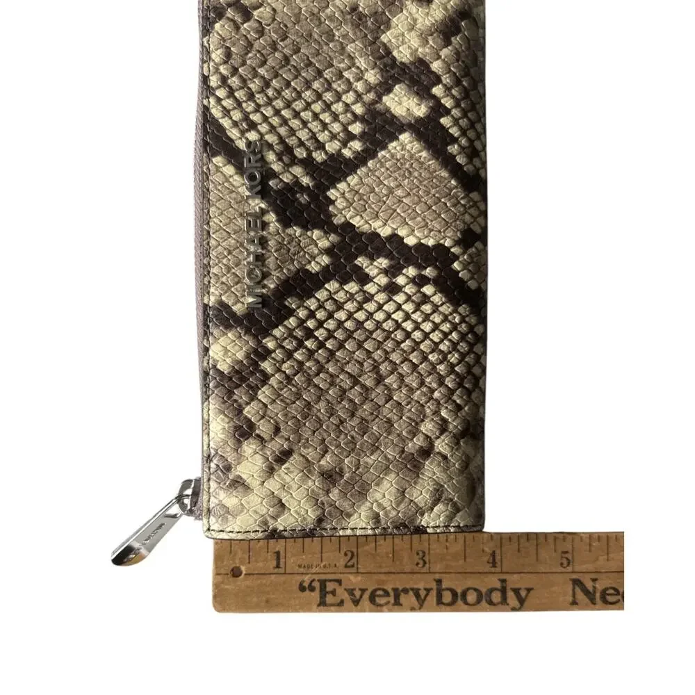 Michael Kors Wallet Zip Around Beige Snakeskin Leather Jet Set Continental